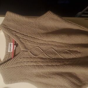 Sweater vest